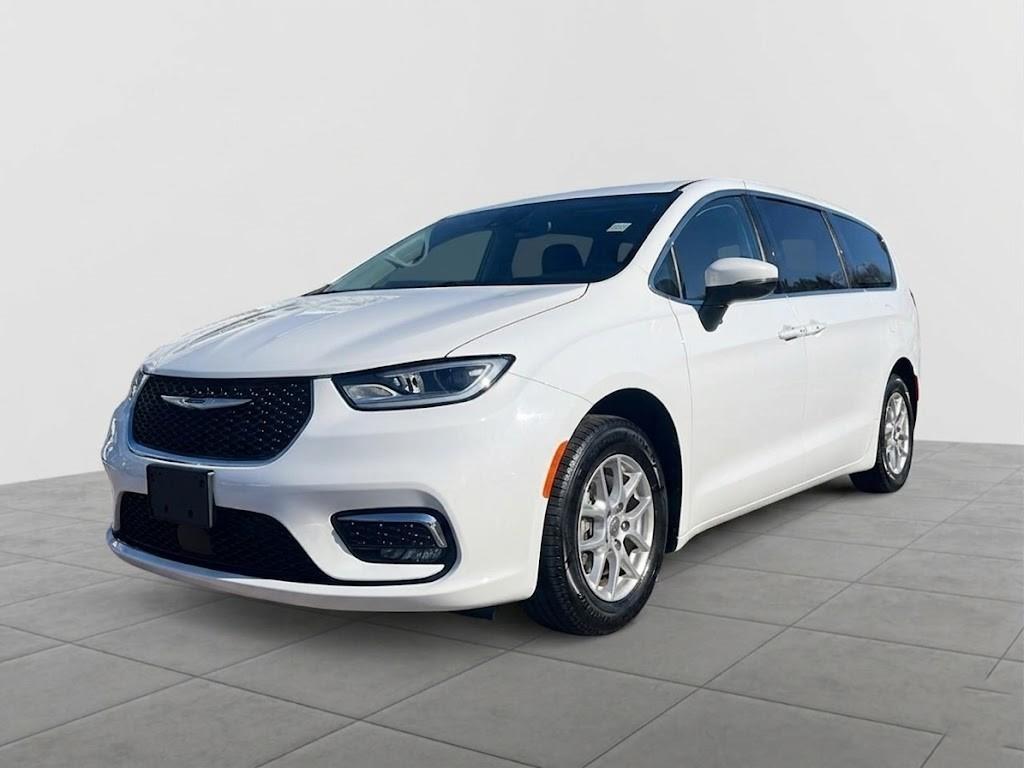 2023 Chrysler Pacifica Touring L FWD