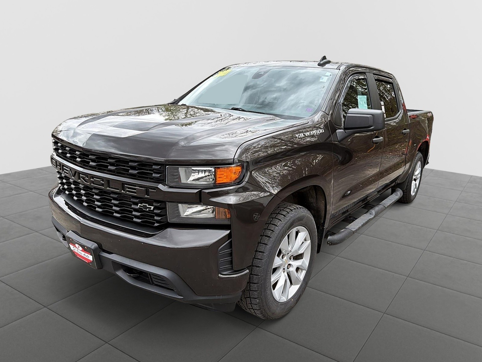 2021 Chevrolet Silverado 1500  Custom
