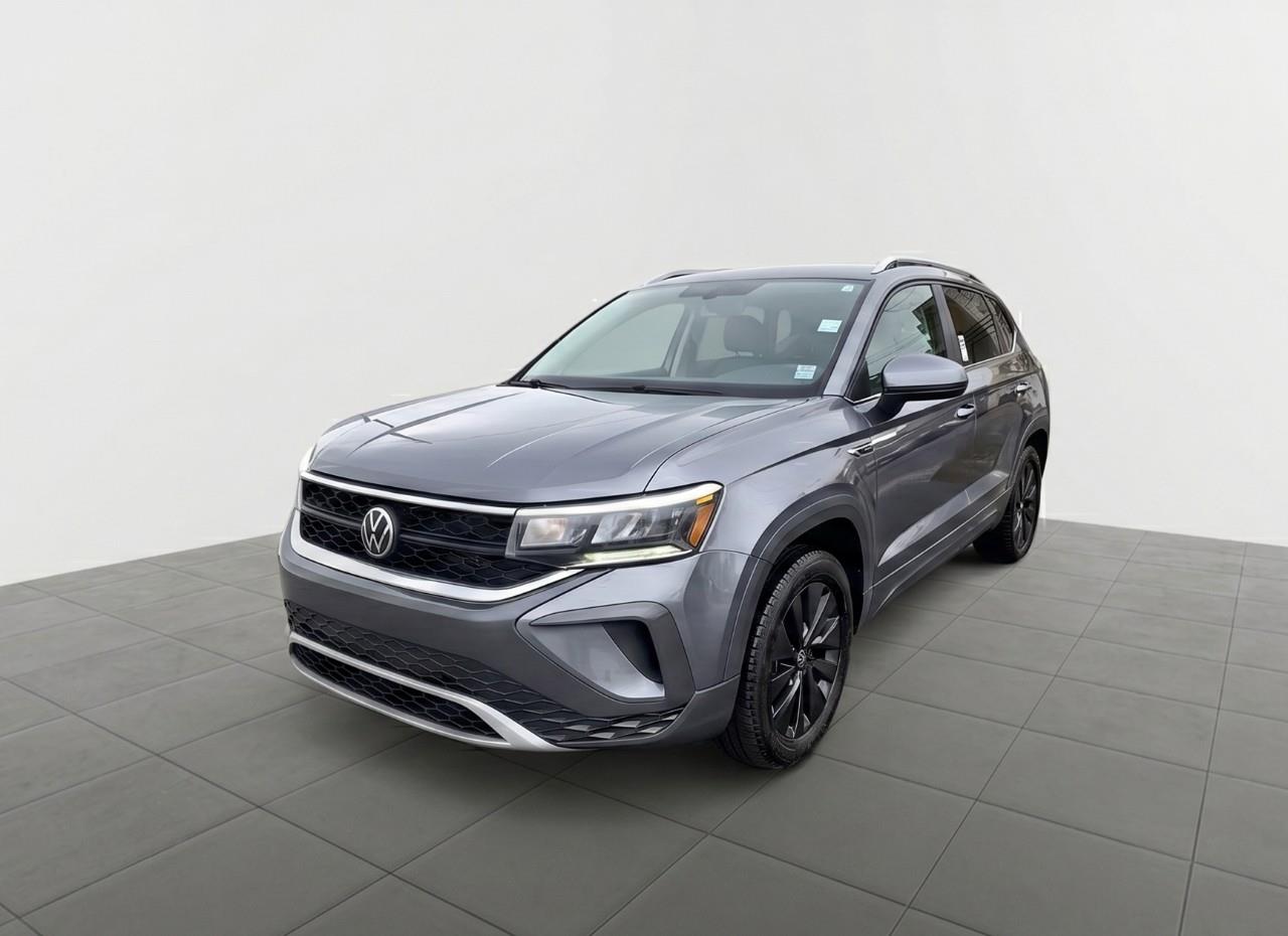 Gray 2022 Volkswagen Taos Comfortline 4Motion SUV / Crossover 7-Speed Automatic