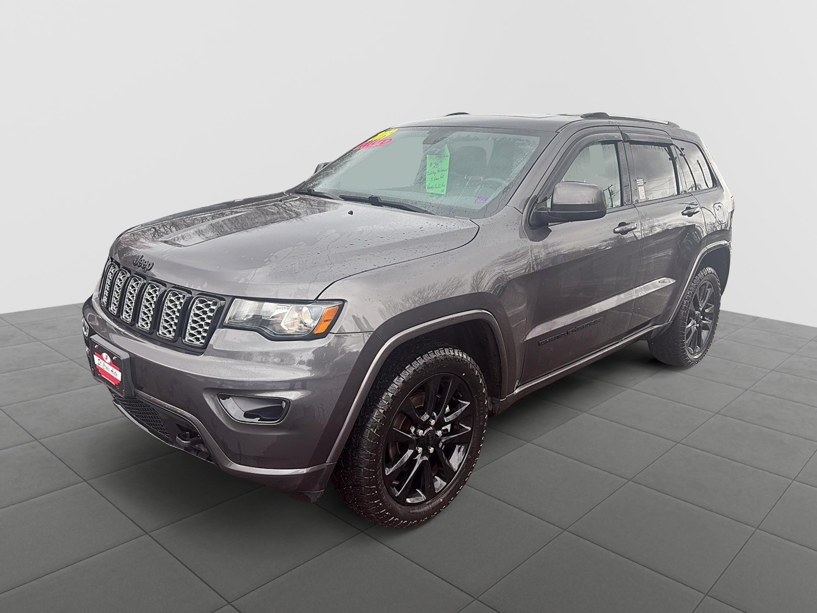 2019 Jeep Grand Cherokee Laredo