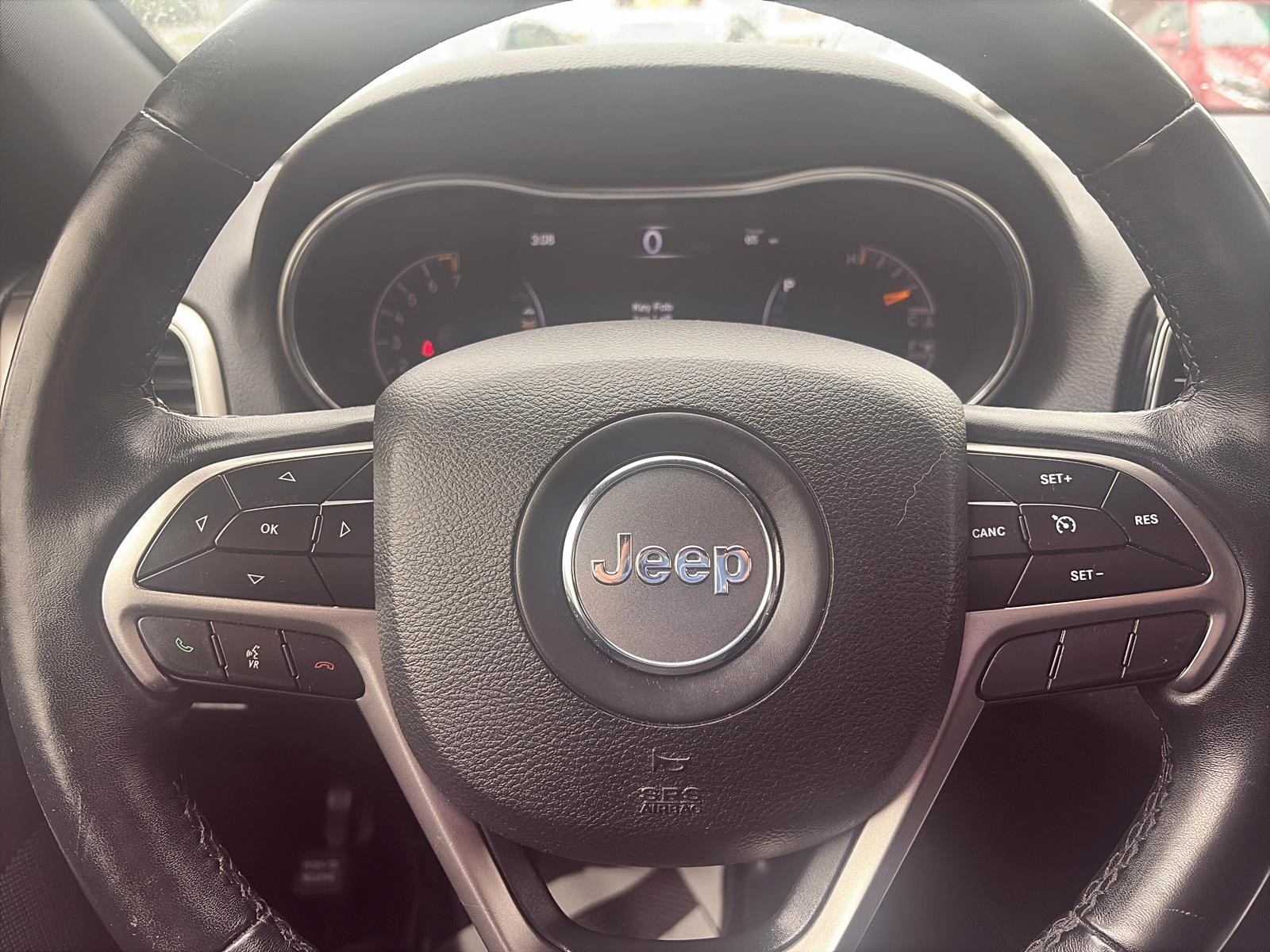 2019 Jeep Grand Cherokee Laredo