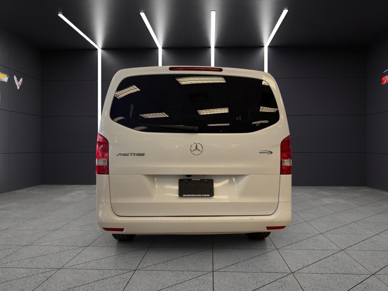 Mercedes-Benz Metris 2022