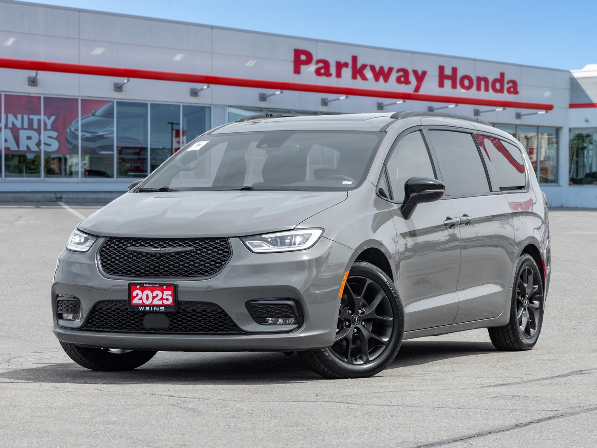 2025 Chrysler Pacifica Limited FWD