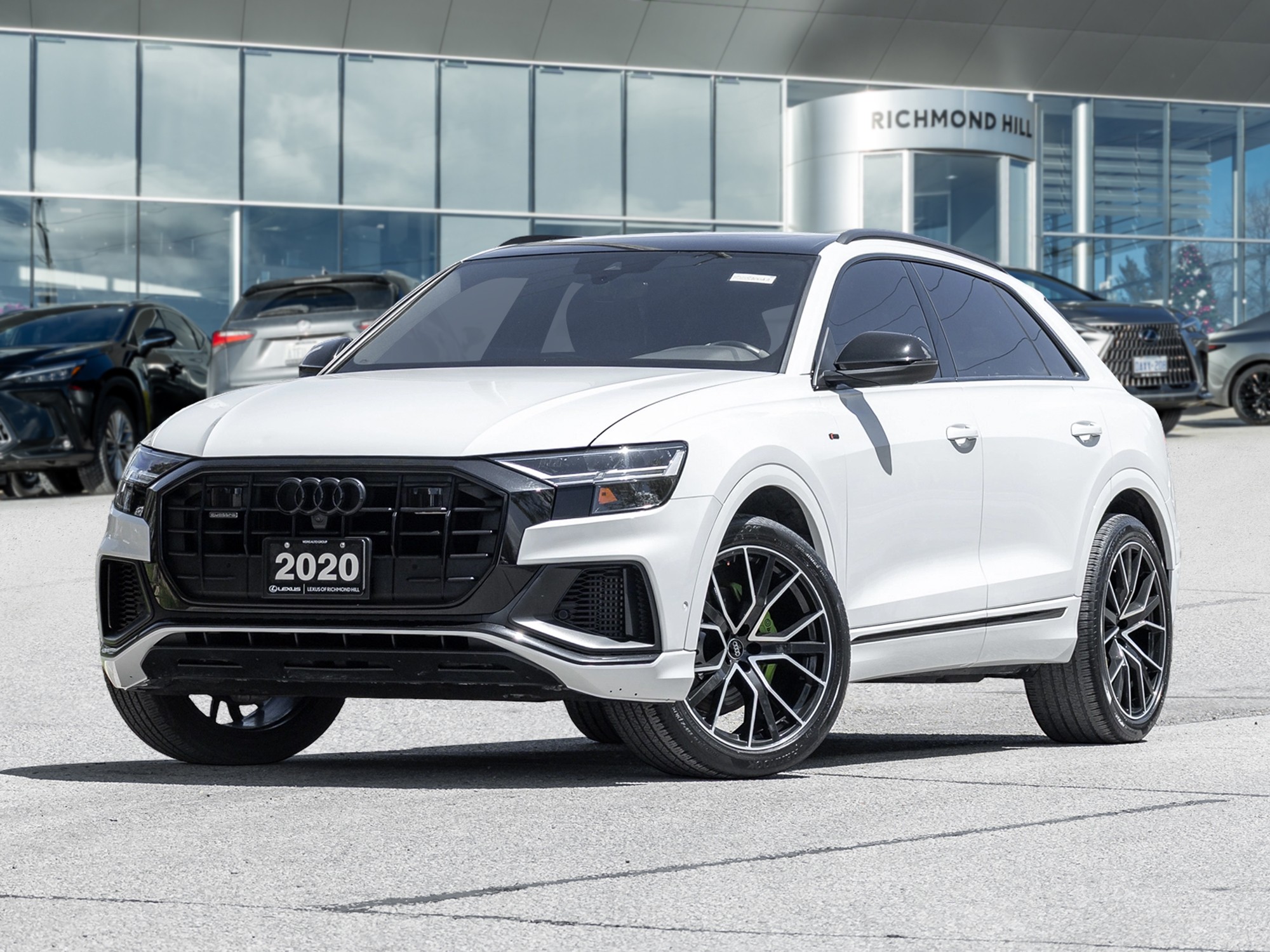 White 2020 Audi Q8 quattro Progressiv 55 TFSI SUV / Crossover 8-Speed Automatic