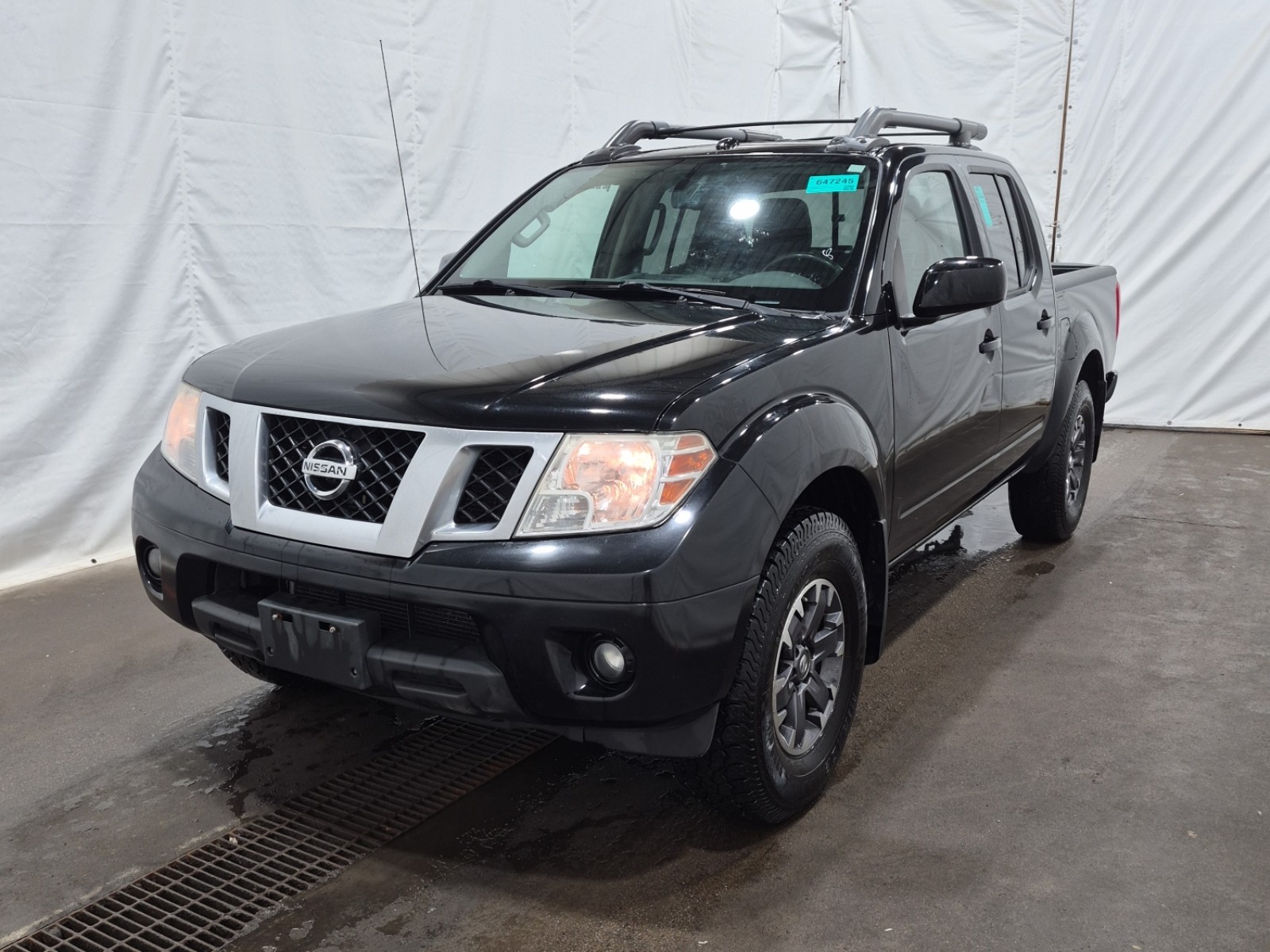 2015 Nissan Frontier PRO-4X Crew Cab 4WD