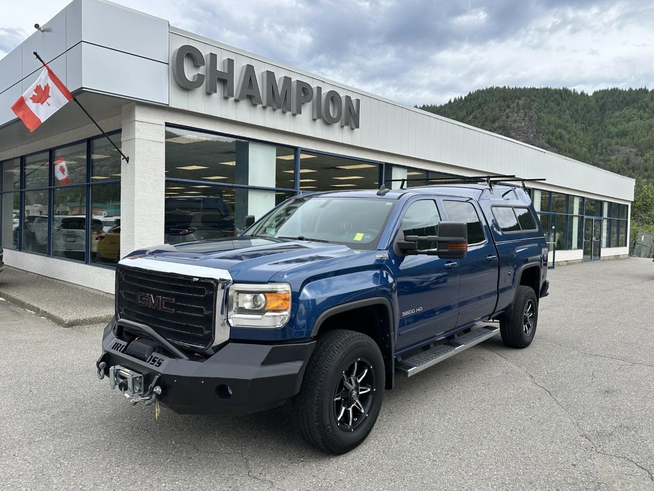 Blue 2015 GMC Sierra 3500HD SLE Crew Cab 4WD Pickup Truck Four-Wheel Drive 6-Speed Automatic
