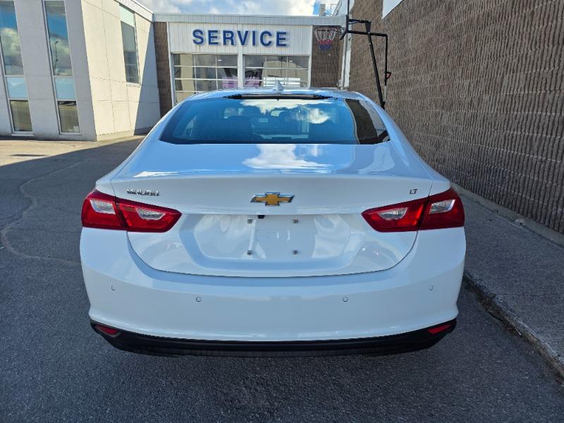 Chevrolet Malibu 2024