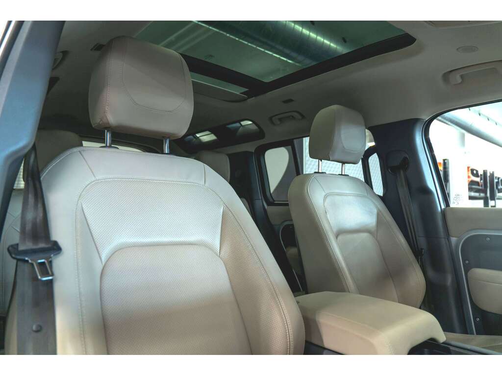 2023 Land Rover Defender