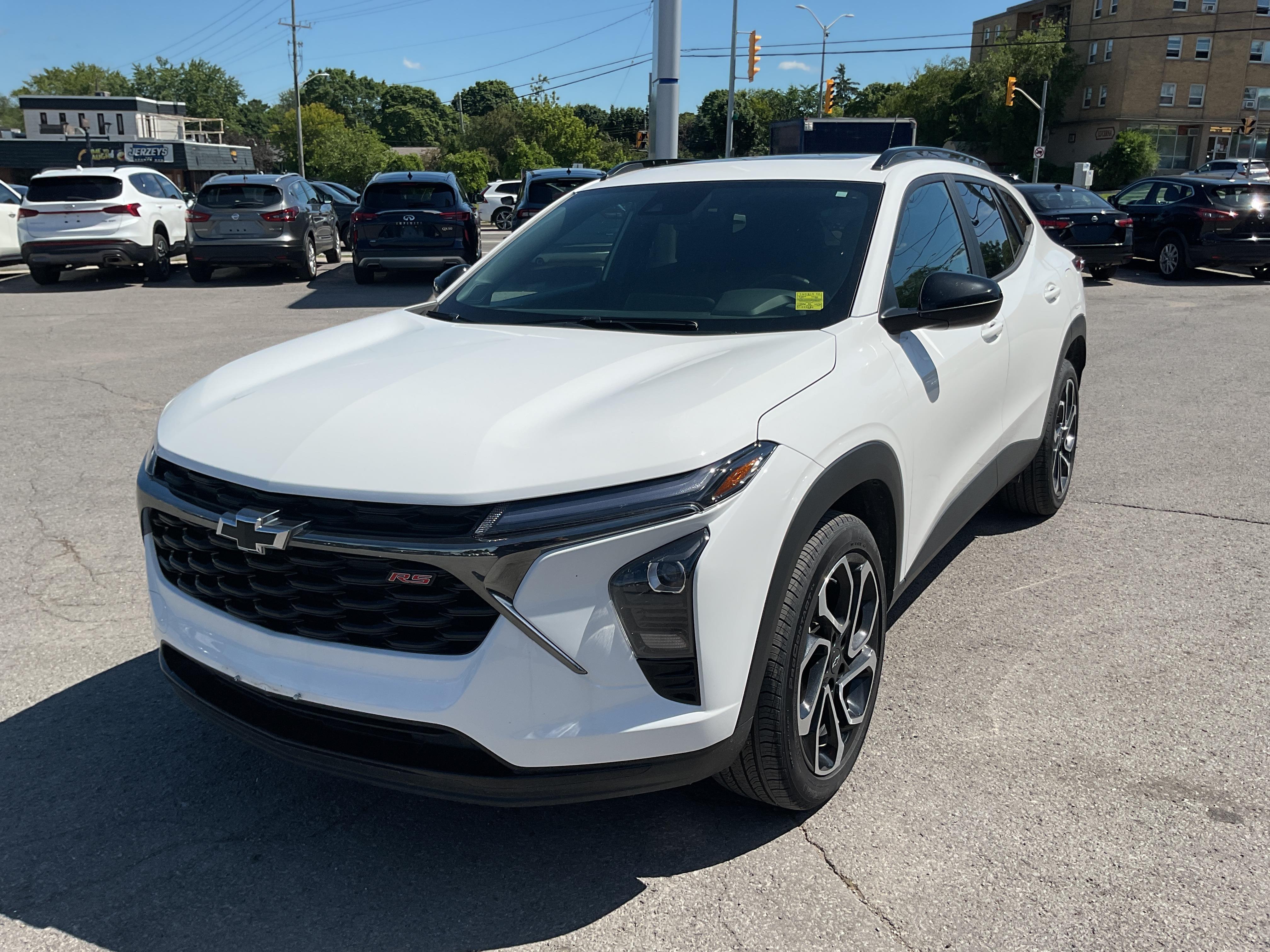 2025 Chevrolet Trax RS with 2RS FWD