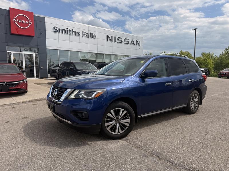 Blue 2017 Nissan Pathfinder SL 4WD SUV / Crossover Four-Wheel Drive Continuously Variable Transmission