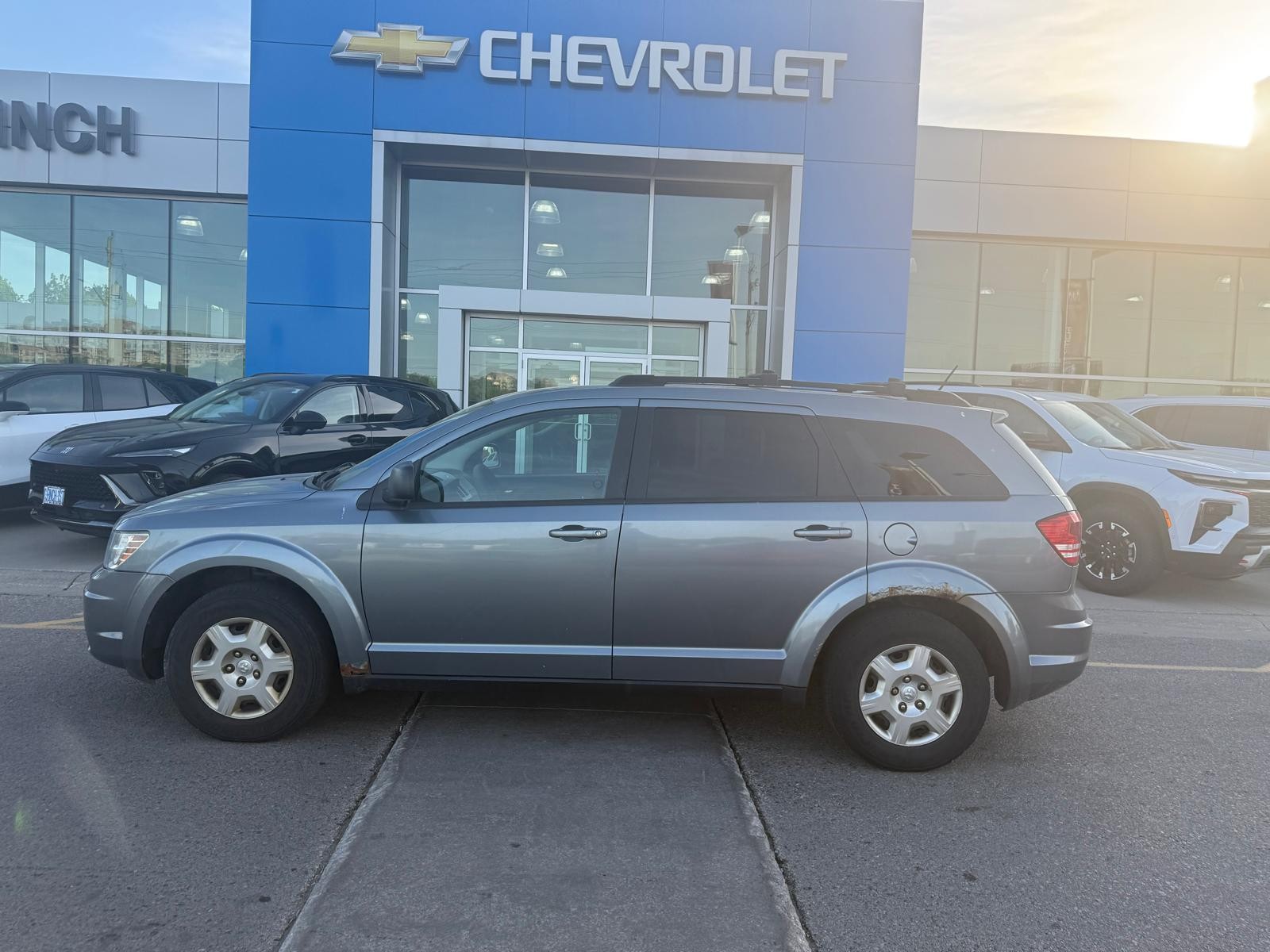 used 2009 Dodge Journey car, priced at $2,900