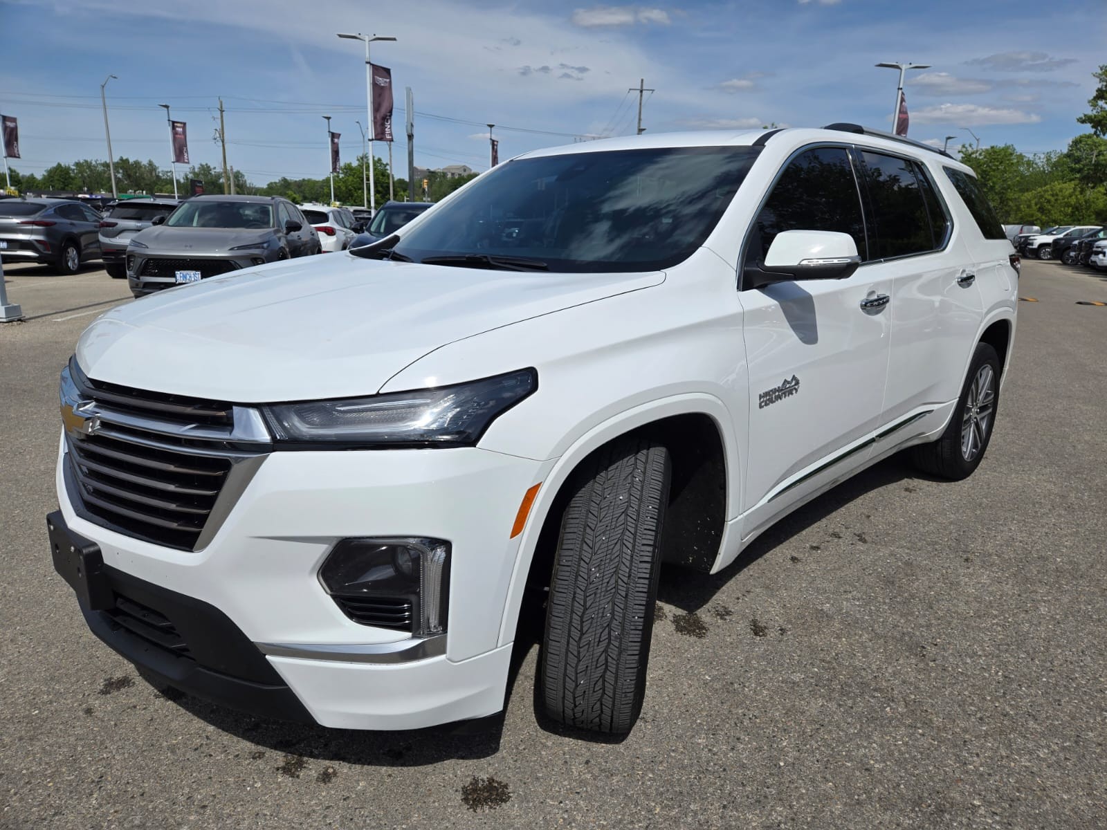 used 2023 Chevrolet Traverse car, priced at $46,620