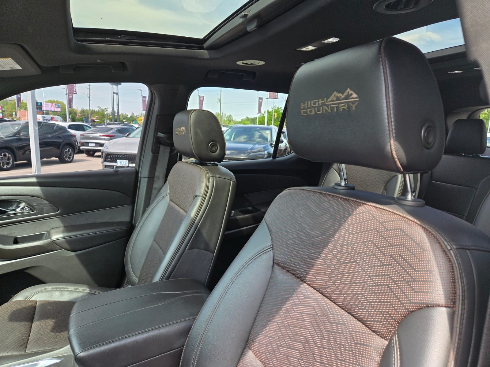 used 2023 Chevrolet Traverse car, priced at $46,620