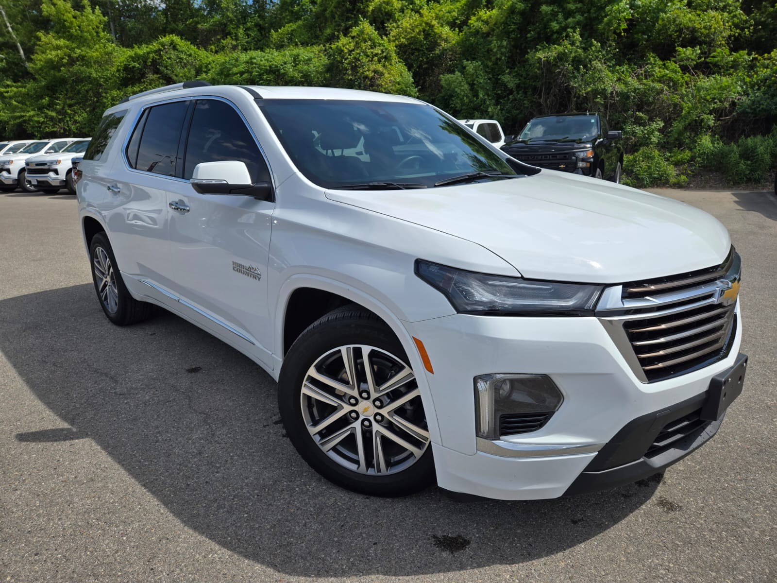 used 2023 Chevrolet Traverse car, priced at $46,620