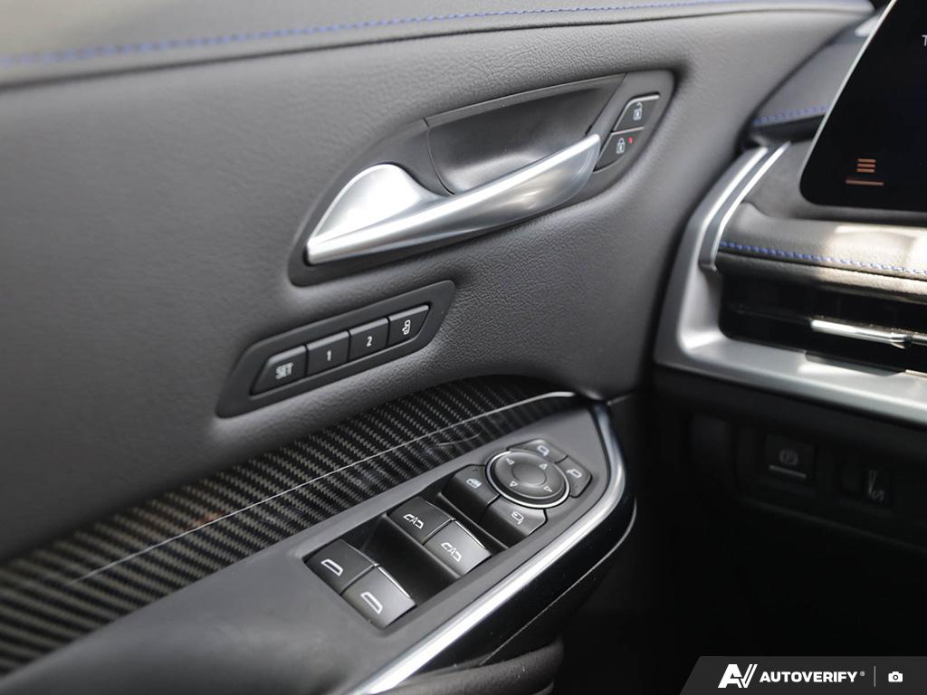 used 2025 Cadillac XT4 car, priced at $49,300