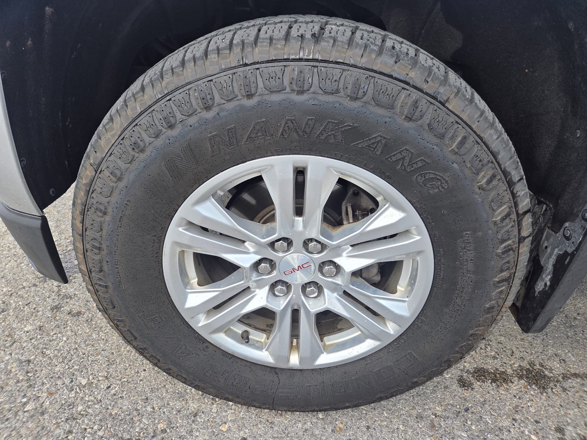 used 2020 GMC Canyon car, priced at $33,153