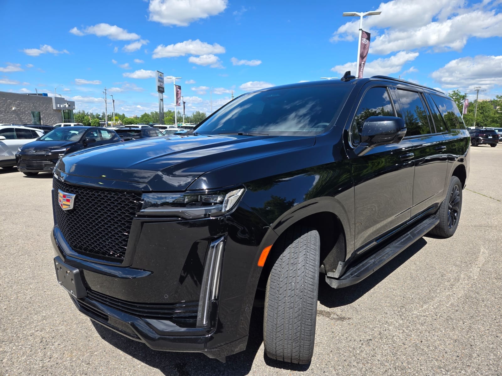 used 2023 Cadillac Escalade ESV car, priced at $95,499
