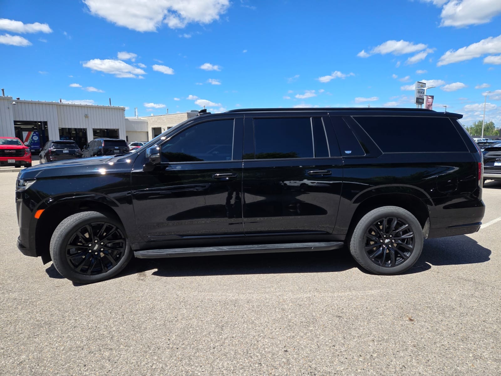 used 2023 Cadillac Escalade ESV car, priced at $95,499