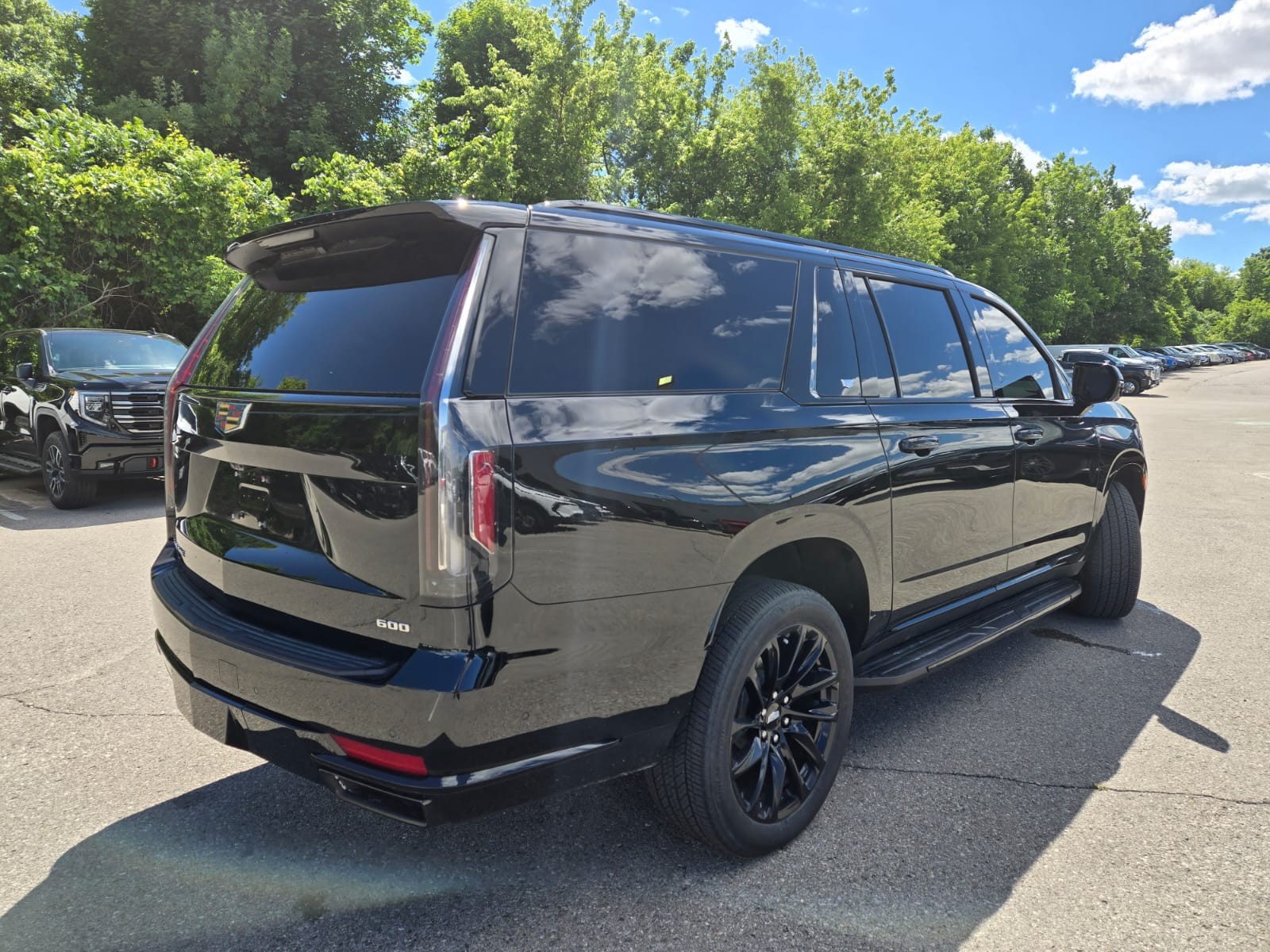 used 2023 Cadillac Escalade ESV car, priced at $95,499