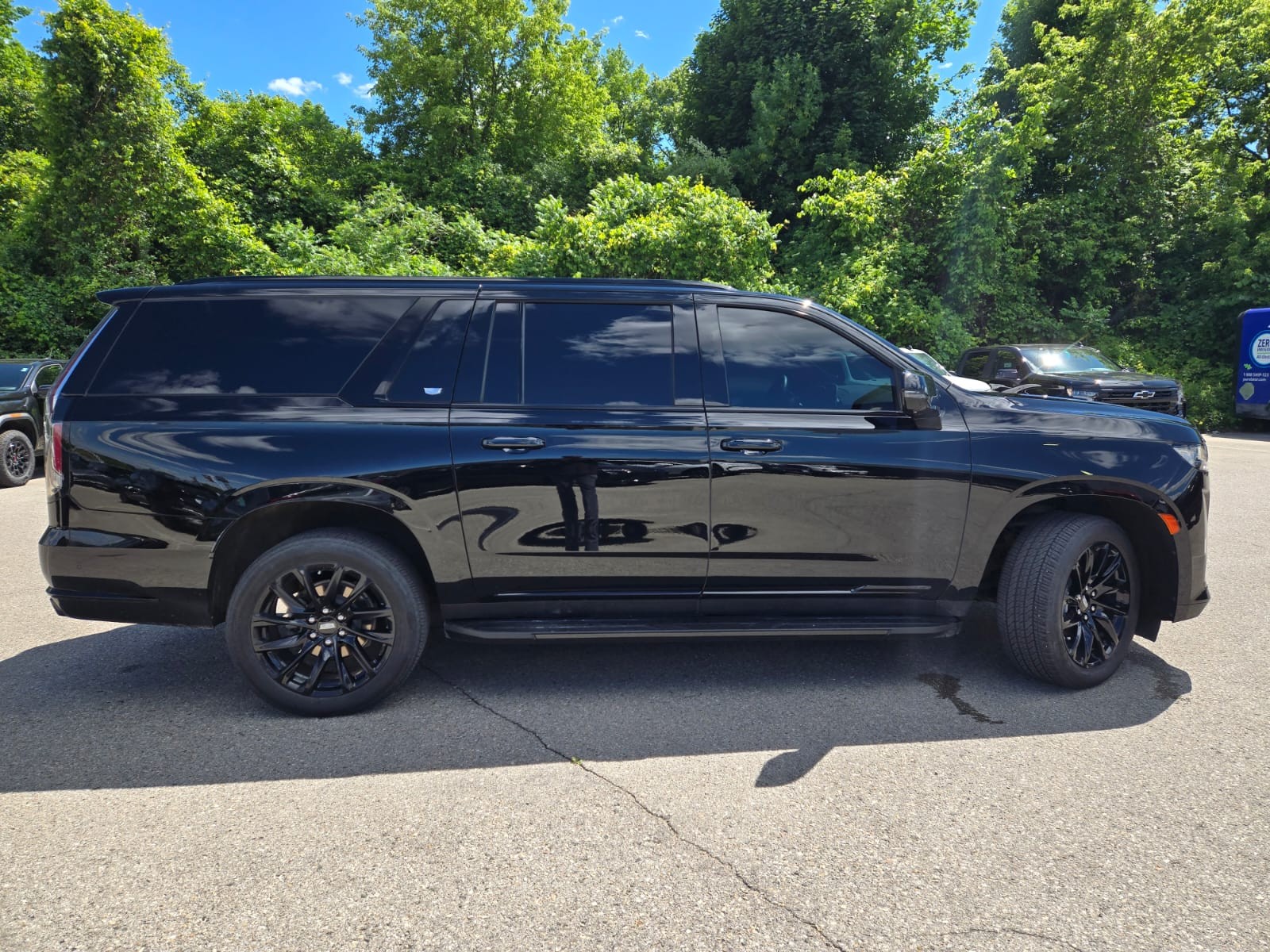 used 2023 Cadillac Escalade ESV car, priced at $95,499