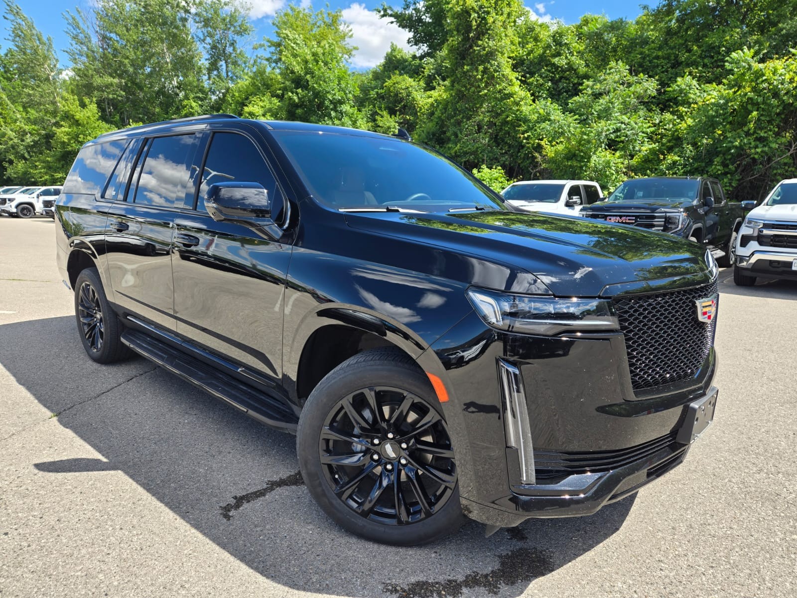 used 2023 Cadillac Escalade ESV car, priced at $95,499