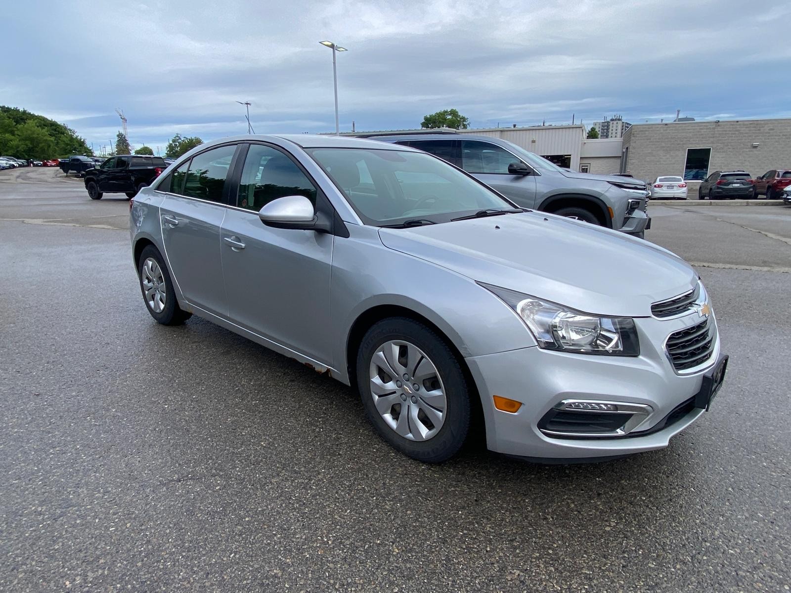 used 2016 Chevrolet Cruze Limited car, priced at $5,500