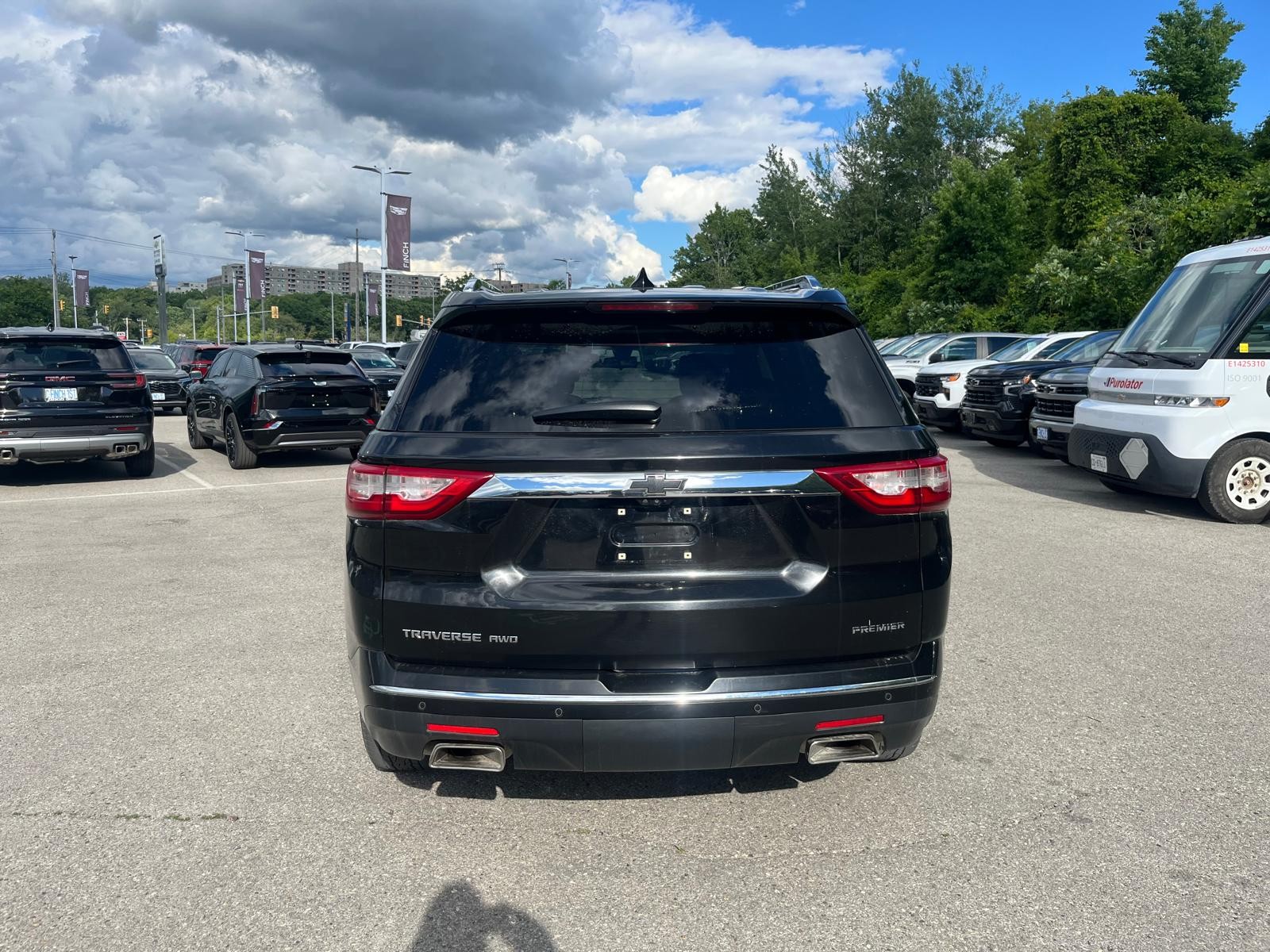 used 2020 Chevrolet Traverse car, priced at $28,879