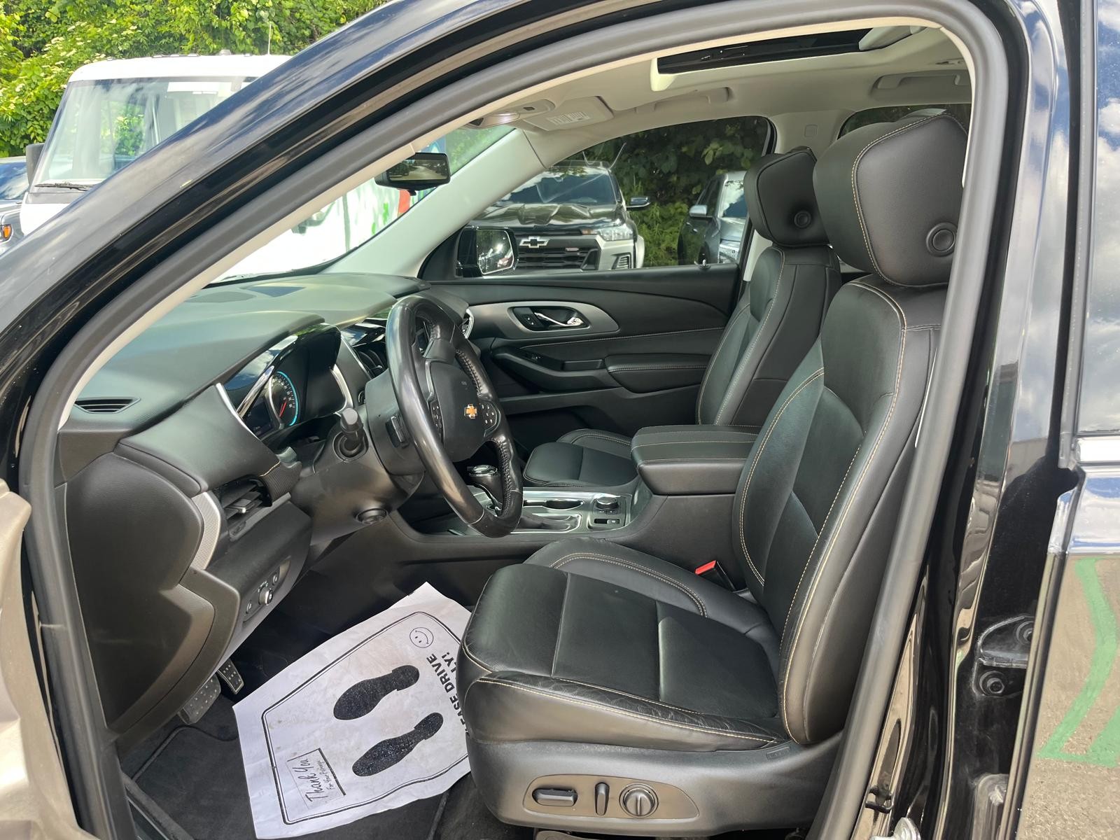 used 2020 Chevrolet Traverse car, priced at $28,879
