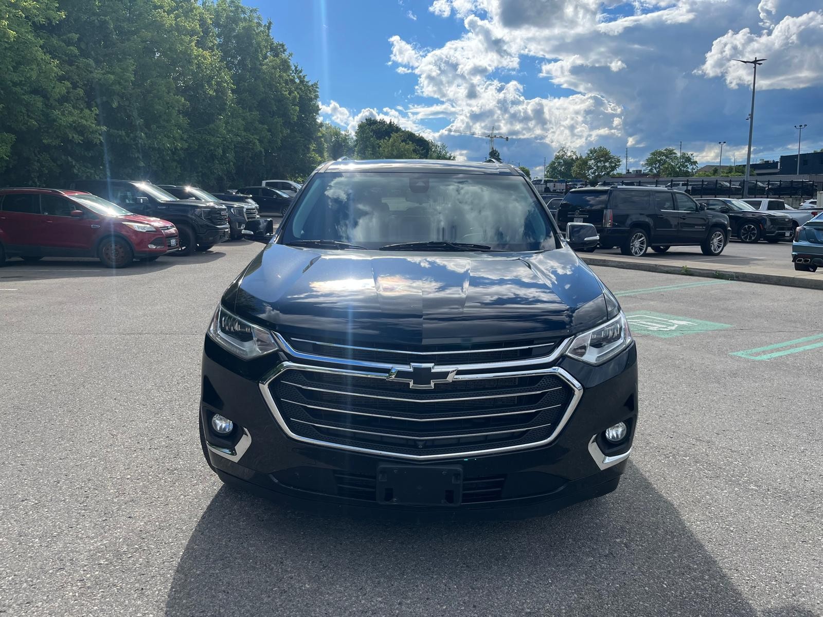 used 2020 Chevrolet Traverse car, priced at $28,879