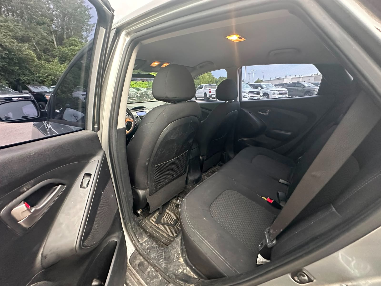 used 2011 Hyundai Tucson car, priced at $3,900