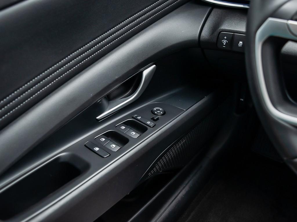 used 2025 Hyundai Elantra car, priced at $25,597