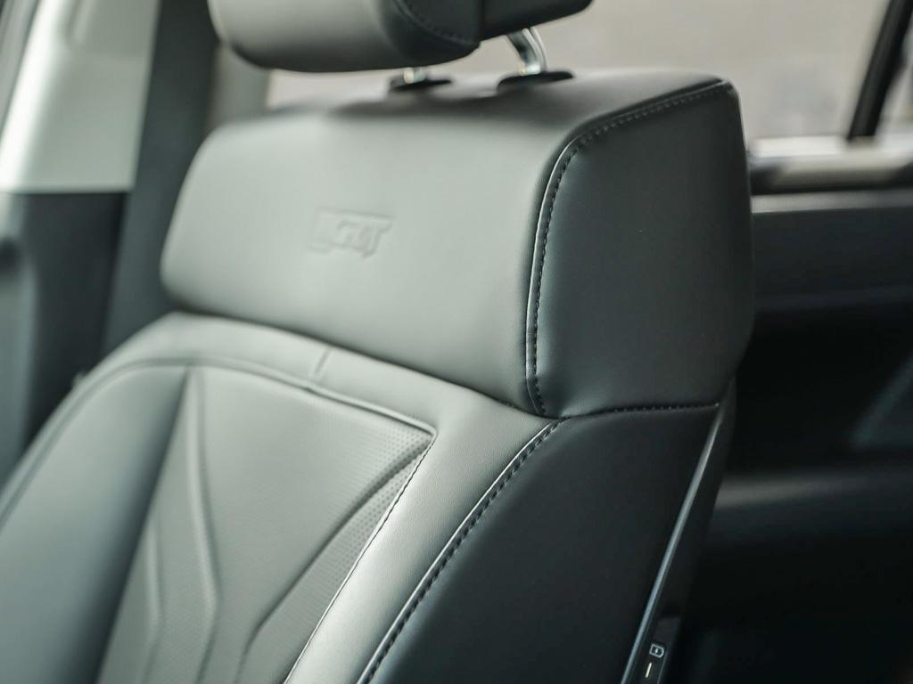 used 2025 Hyundai Santa Fe car, priced at $48,597