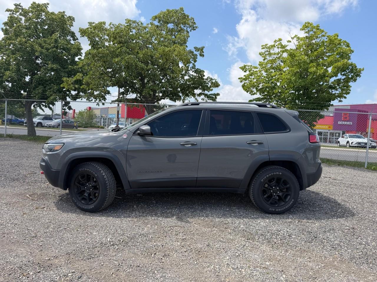 used 2019 Jeep Cherokee car, priced at $25,597