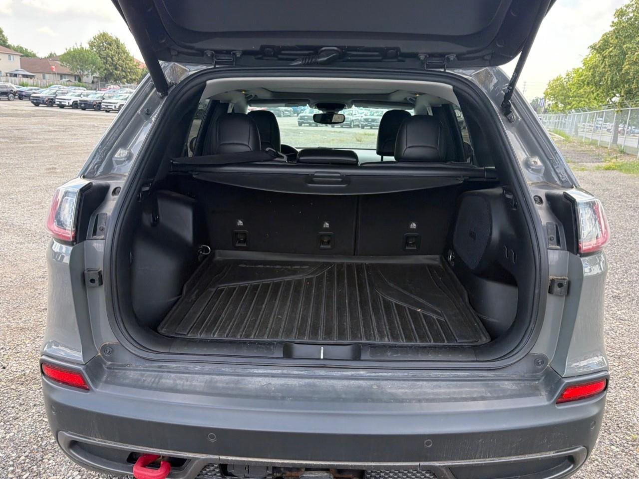 used 2019 Jeep Cherokee car, priced at $25,597