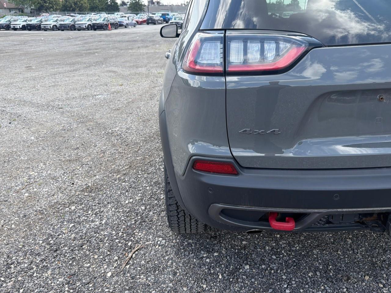 used 2019 Jeep Cherokee car, priced at $25,597