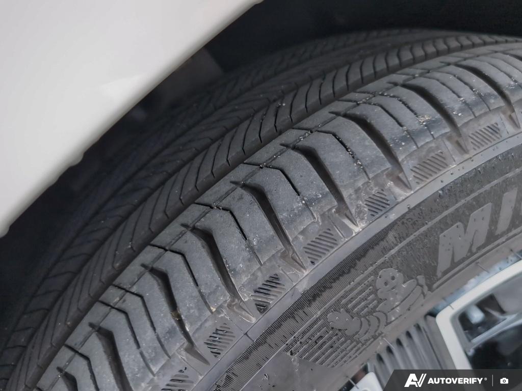 used 2025 Mercedes-Benz GLC 300 car, priced at $71,900