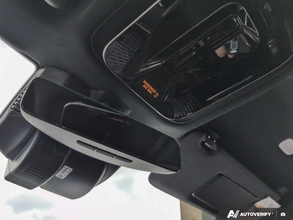 used 2025 Mercedes-Benz GLC 300 car, priced at $71,900