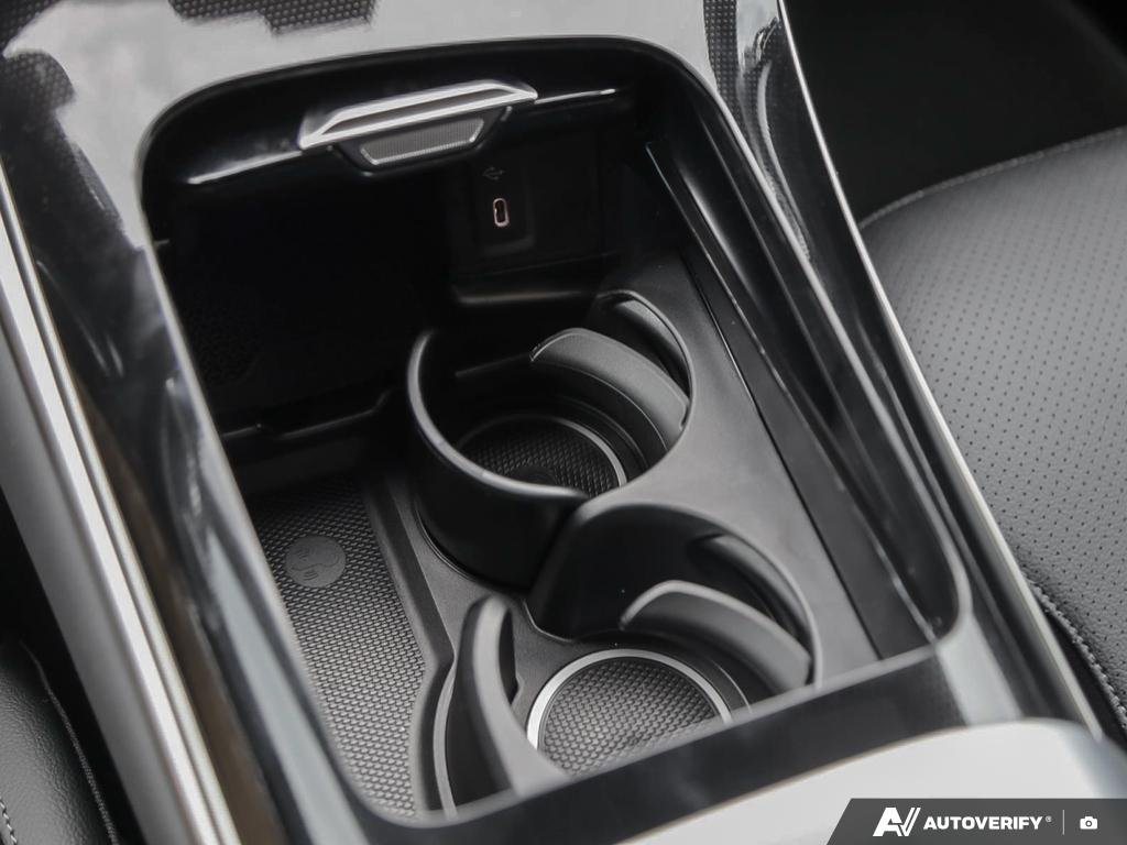 new 2026 Mercedes-Benz GLC 300 car, priced at $80,269
