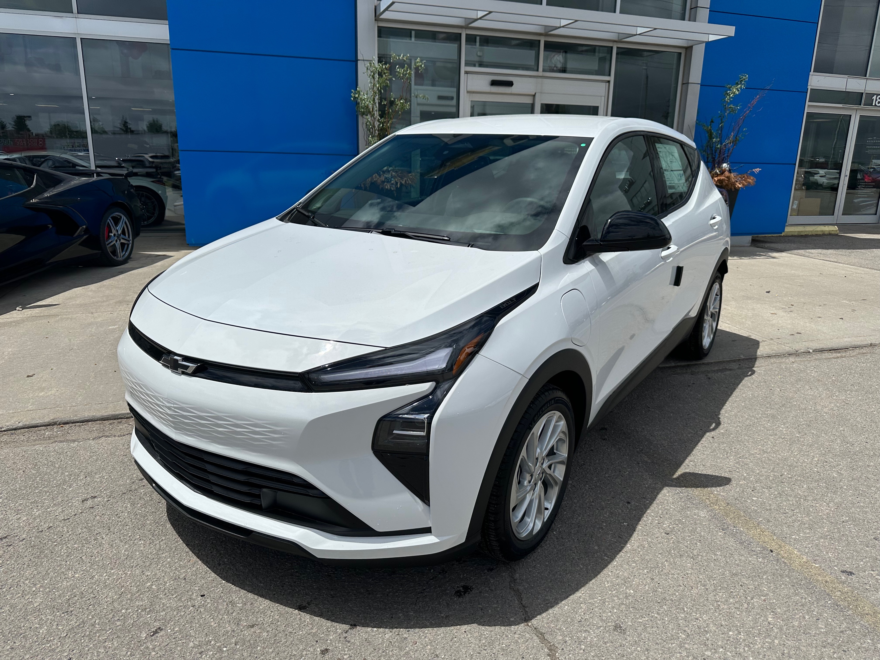 2027 Chevrolet Bolt LT FWD