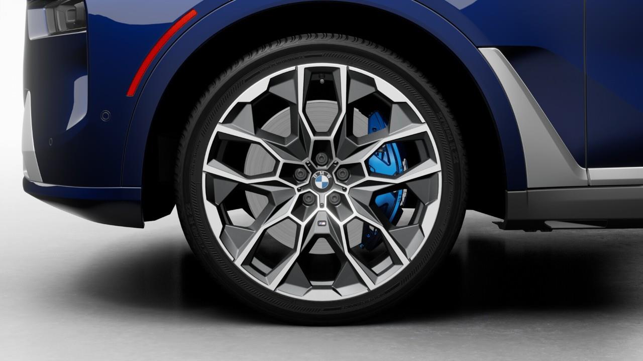 new 2027 BMW X7 car, priced at $140,234