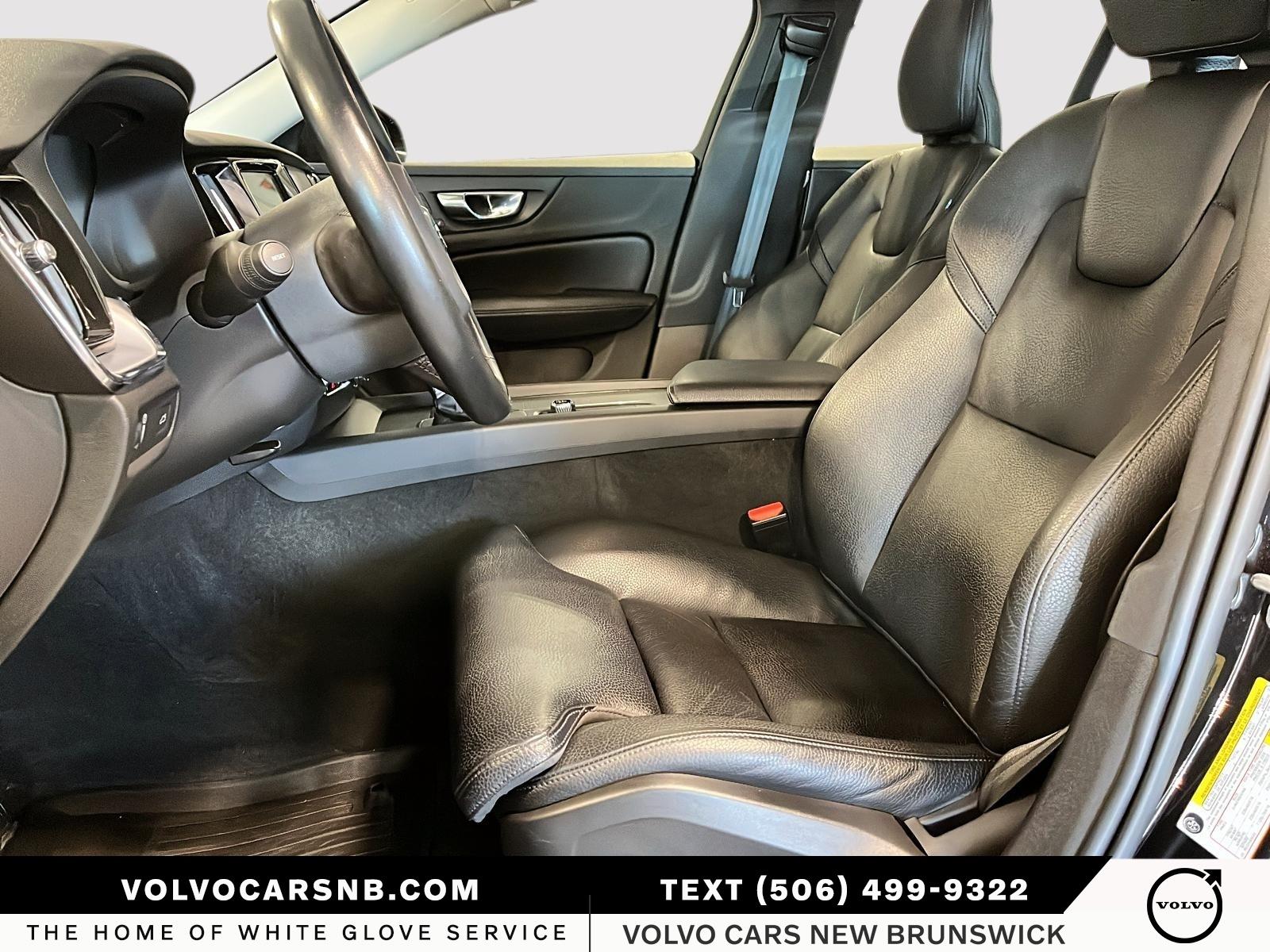 2020 Volvo V60 T6 Momentum