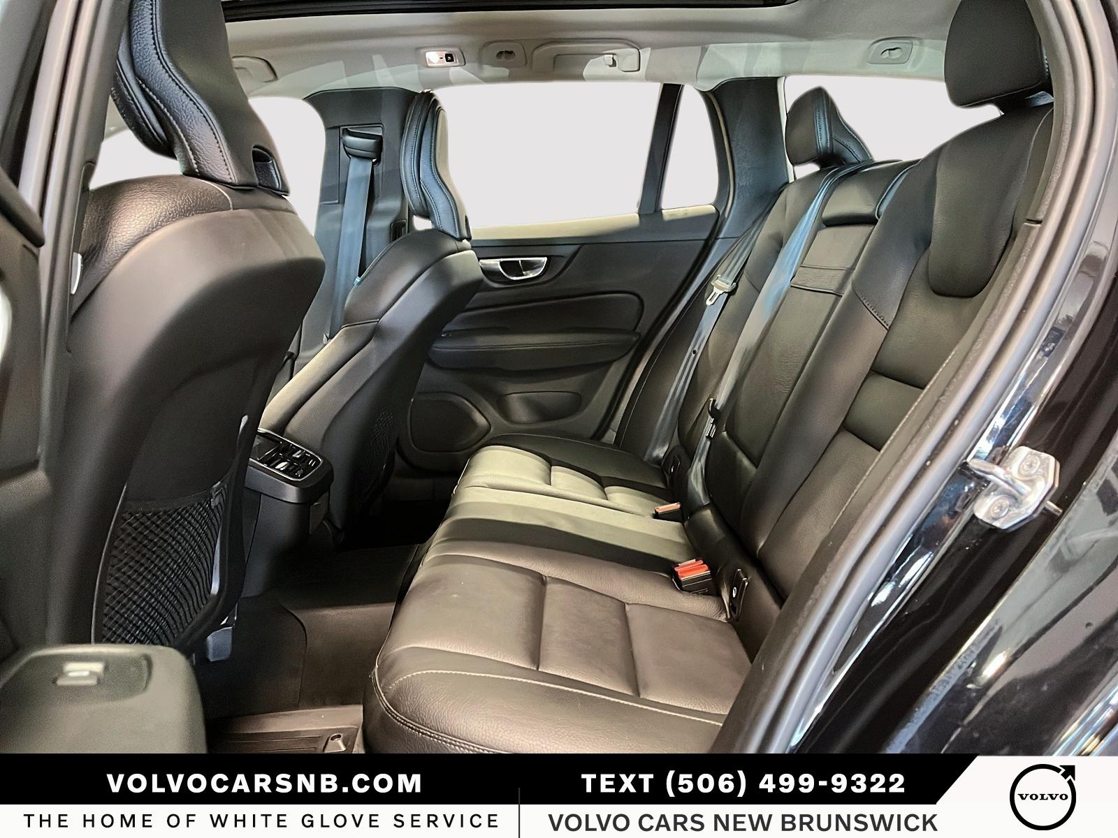 2020 Volvo V60 T6 Momentum