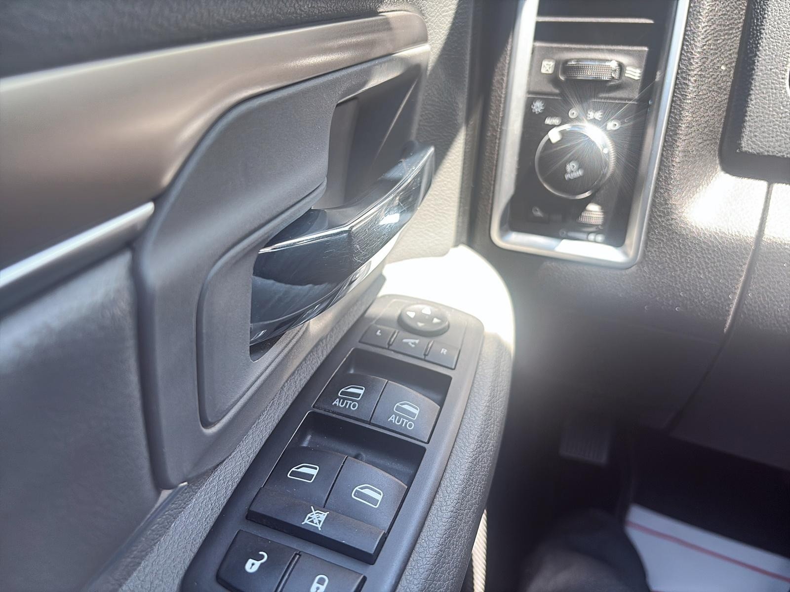2020 RAM 1500 Classic SLT