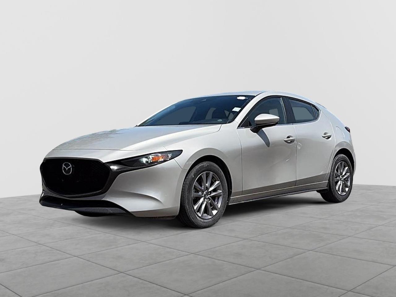 Gray 2022 Mazda MAZDA3 Preferred Hatchback FWD Hatchback Front-Wheel Drive 6-Speed Automatic