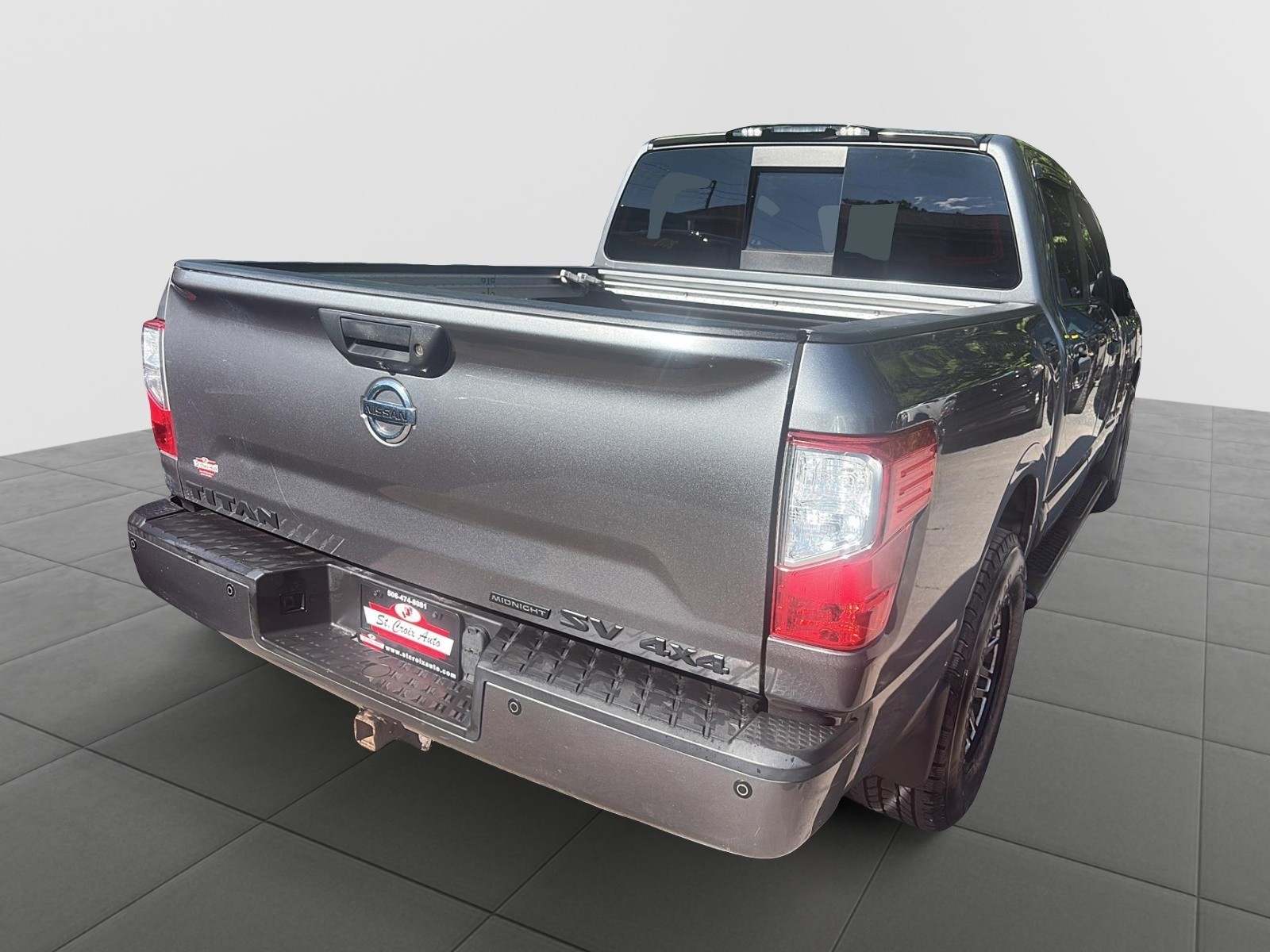 2018 Nissan Titan SV Midnight Edition