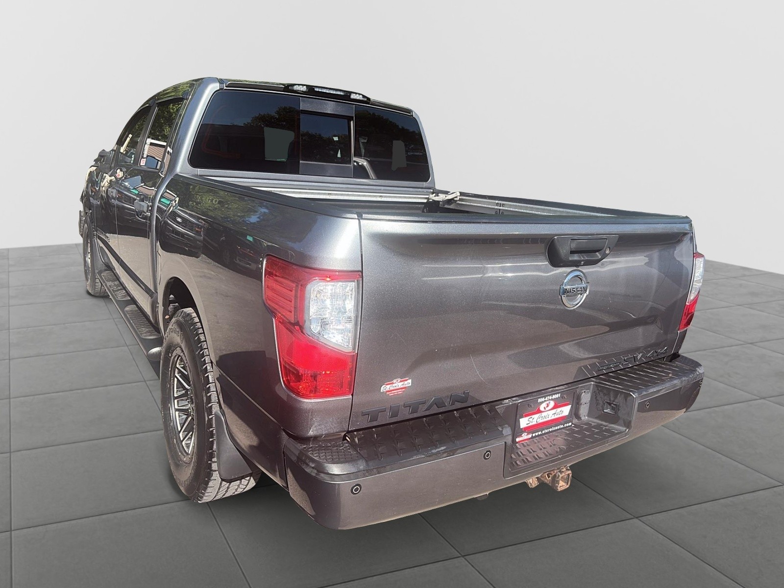 2018 Nissan Titan SV Midnight Edition