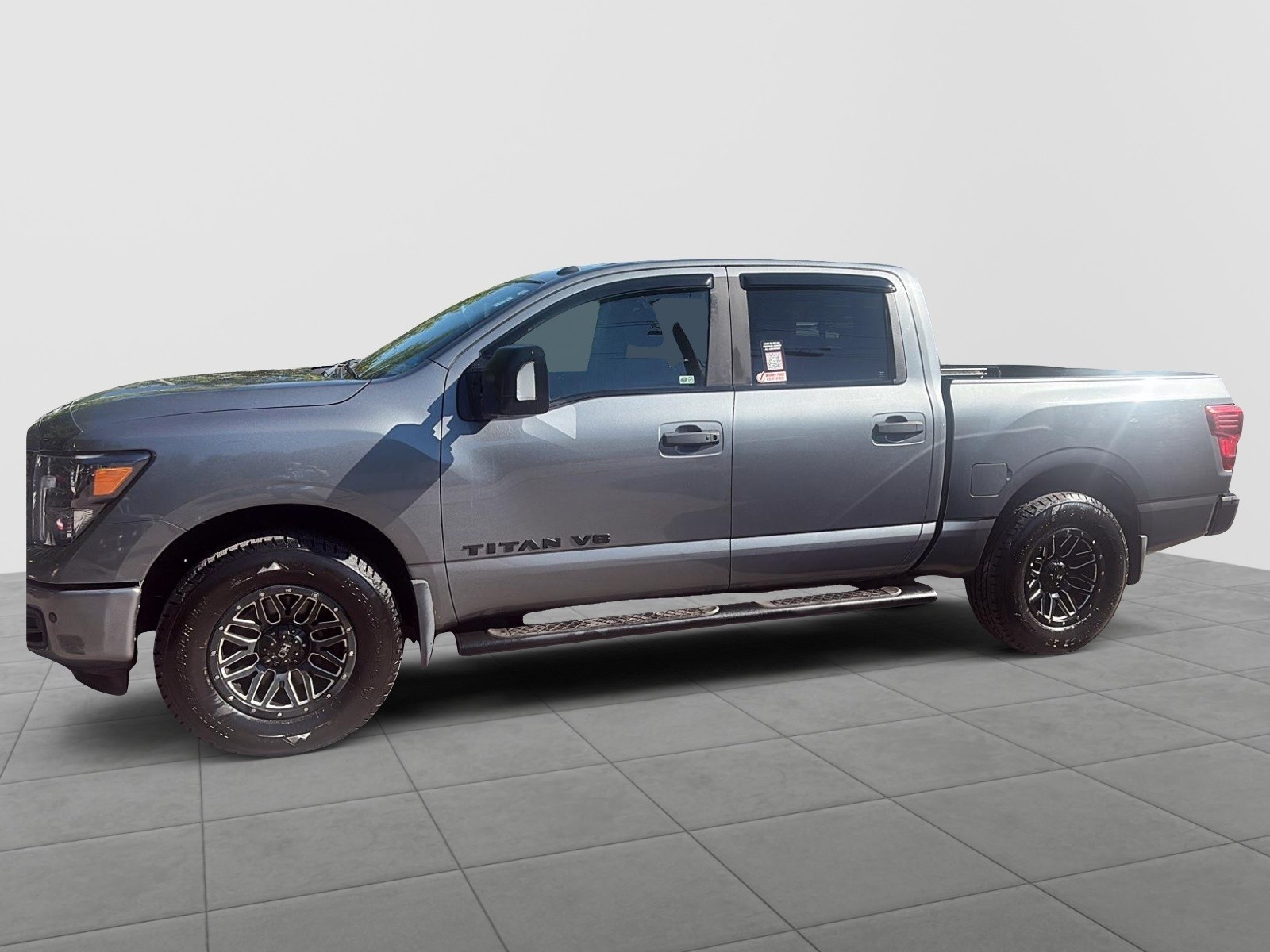 2018 Nissan Titan SV Midnight Edition