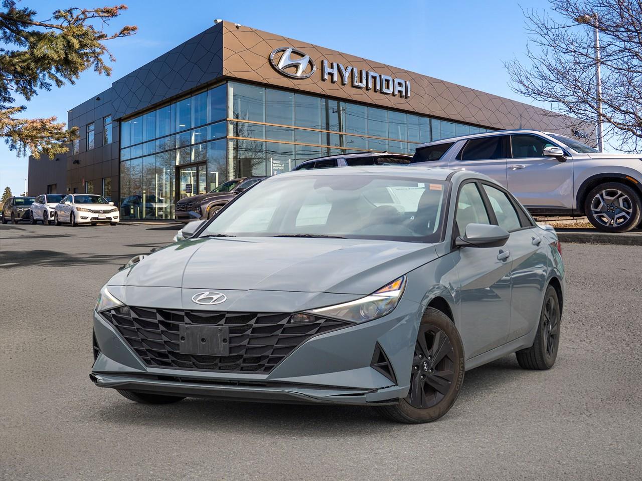 2022 Hyundai Elantra Preferred FWD