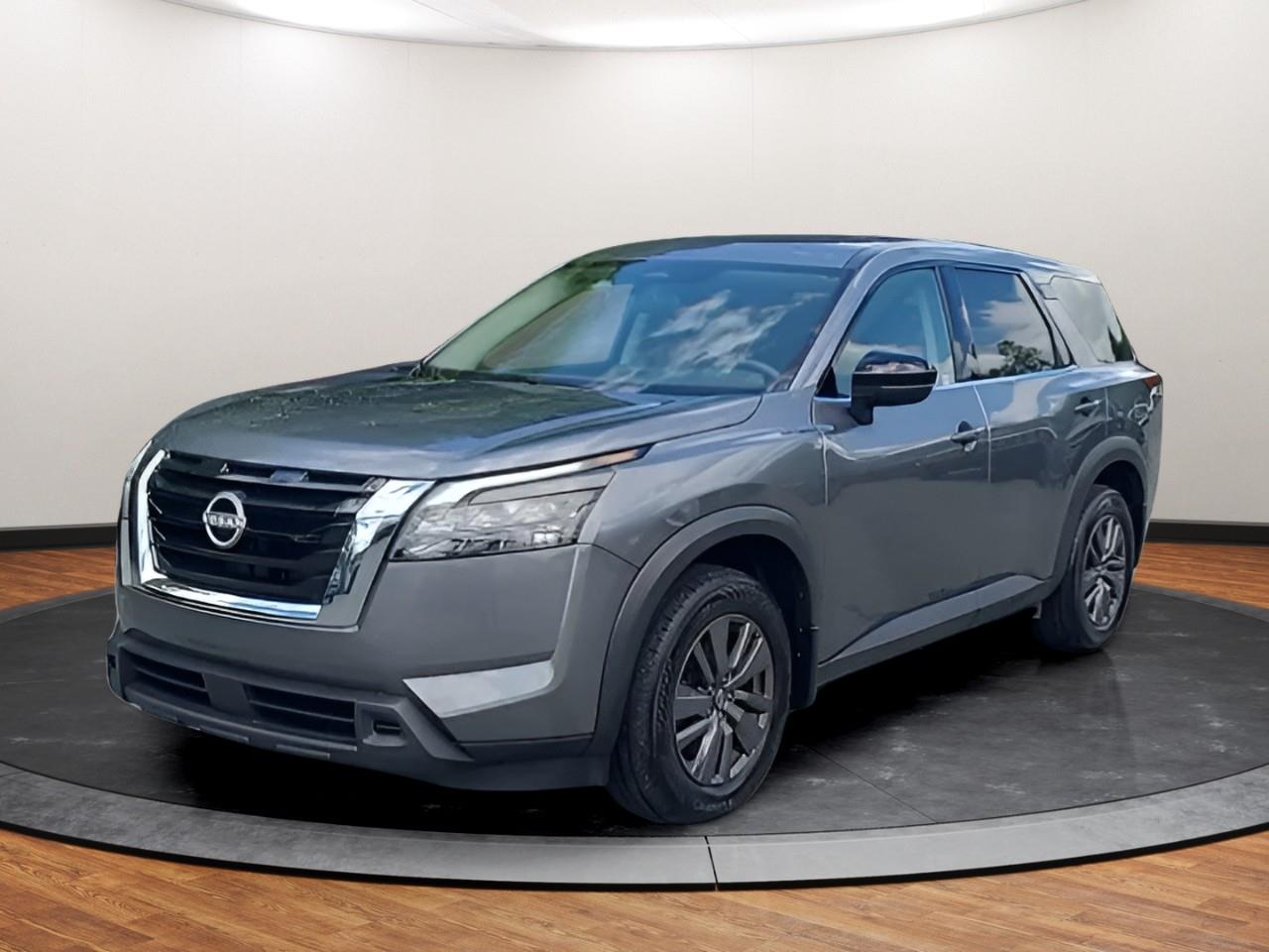 2024 Nissan Pathfinder S 4WD