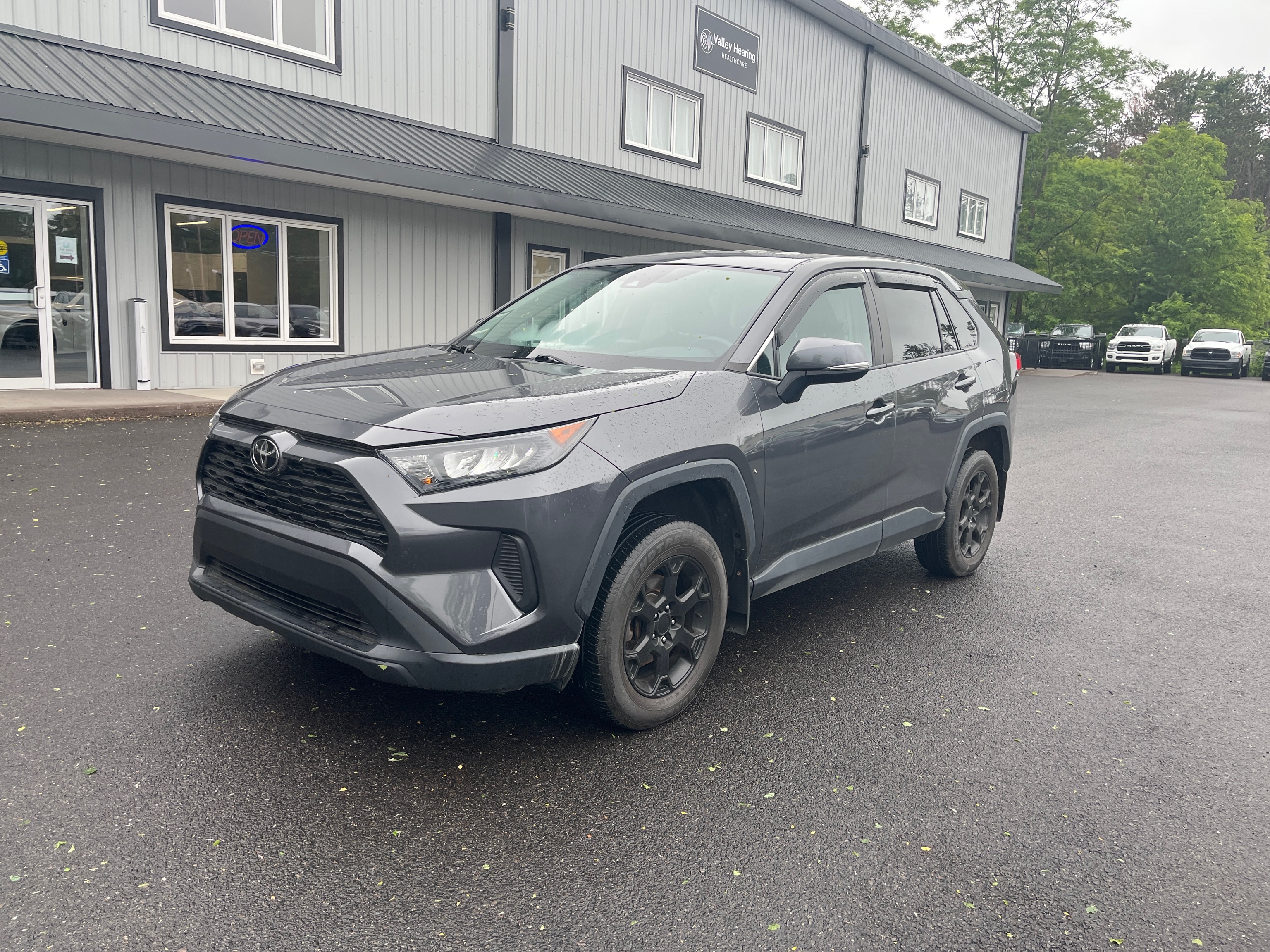  2022 Toyota RAV4 LE FWD   